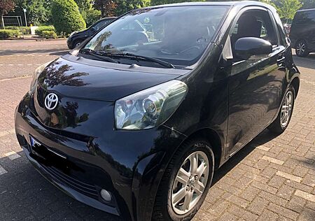 Toyota iQ 1.0