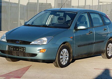 Ford Focus Ambiente Klima, nur 100000 km, TÜV neu!!
