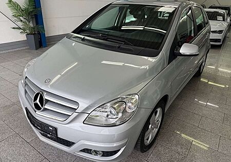 Mercedes-Benz B 200 *AUTOMATIK*AHK*SHZ*KLIMAA*TEMP*TÜV-NEU