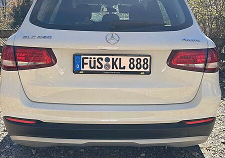 Mercedes-Benz GLC 250 4Matic 9G-TRONIC