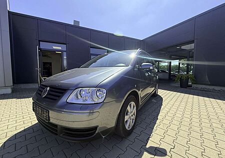 VW Touran Volkswagen 1.6 Klimaaut./Winterpaket/Alu