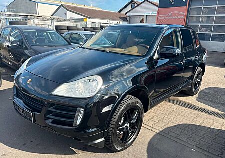 Porsche Cayenne Basis /Autom./SHZ/SH/Navi/PDC/Leder/MFL