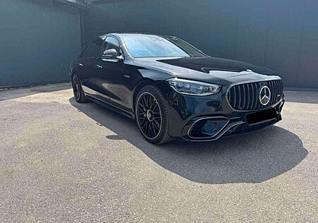 Mercedes-Benz S 63 AMG 4Matic+ L Keramik Pano Night TV