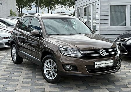 VW Tiguan Volkswagen 2.0TDI 4Motion Sport Leder/R-Kamera/Navi/LED-Xenon