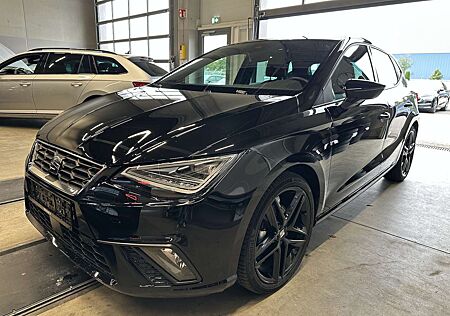 Seat Ibiza 1.5TSI DSG FR Pano Kamera 18´´ Alcantara