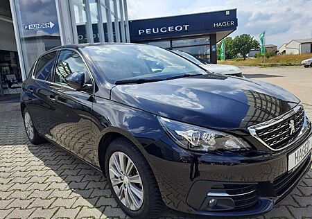 Peugeot 308 ALLURE PACK 130 Klima SitzH DAB EPKamera wenig km!