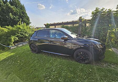 Peugeot e-208 GT Vollausstattung mit Keramik