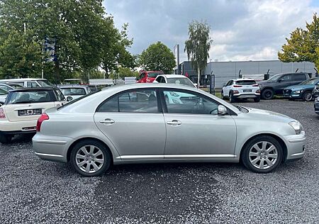 Toyota Avensis 1.8 VVT-i Liftback / Team/TÜV NEU