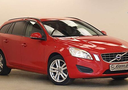 Volvo V60 1.6T3 150PS Kinetic Klima SHZ PDC