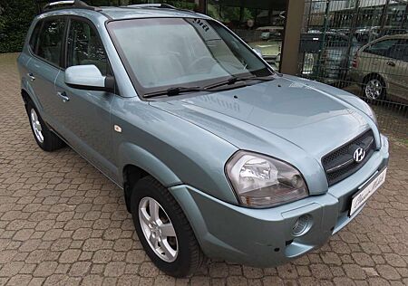 Hyundai Tucson 2.0 2WD GLS *nur 74 TKM*2.Hand*HU neu*Klima*PDC*