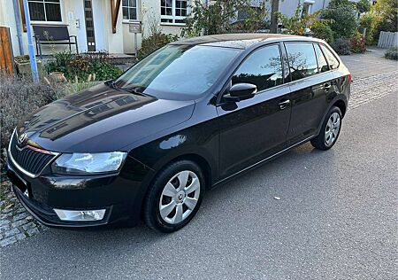 Skoda Rapid /Spaceback Ambition 1.4 TDI - Green Tec -SHZ, Temp, CarPlay