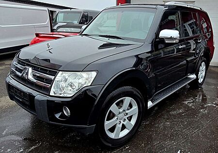 Mitsubishi Pajero 3.2 DI-D Automatik/Leder/Schiebedach