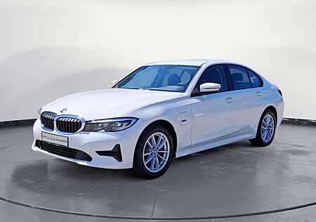 BMW 320 e Advantage Automatik Aut. Klimaaut. PDC