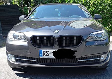 BMW 520 d Unfallfrei Vollausstattung Rückfahrkamera 3.Hand