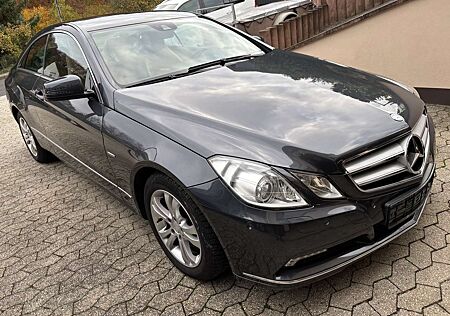 Mercedes-Benz E 220 CDI BlueEfficiency (207.302)