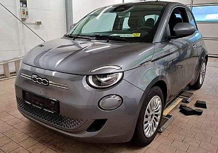 Fiat 500E 320 Km Reichweite Navi - Klimaautomatik