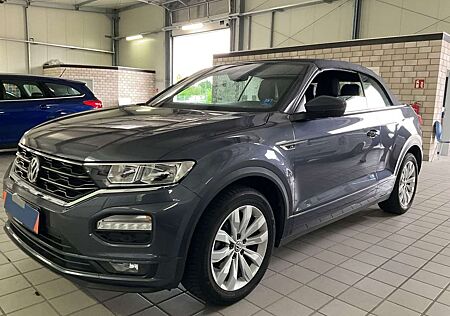 VW T-Roc Volkswagen 1.5 TSI R-Line DSG u-frei Scheckheft Tuv neu Navi