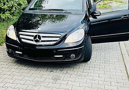 Mercedes-Benz B 200 Sport paket