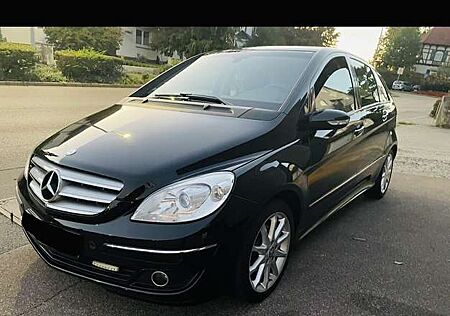 Mercedes-Benz B 200 Sport paket