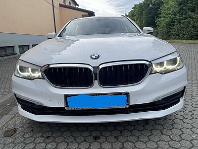 BMW 520 BMW 520d Tour. Panorama D. Navi AHK Sehr Gepflegt TOP