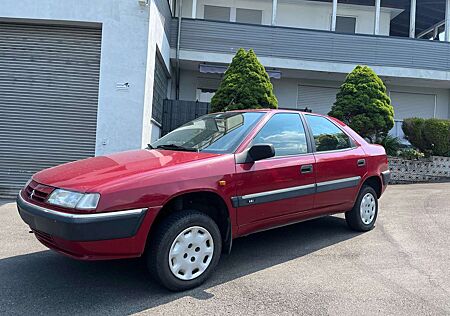 Citroën Xantia Citroen 1.8i Automatik SX 63TKM Luftfahrwerk Scheckheft