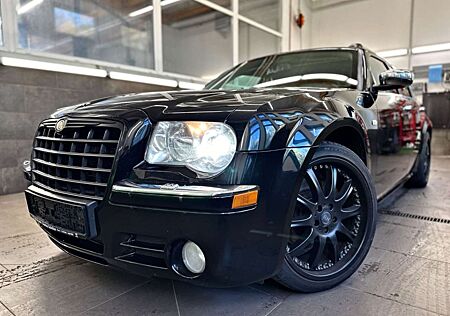 Chrysler 300C Touring 3.0 CRD*Leder Navi Shz Xenon 20"AlU