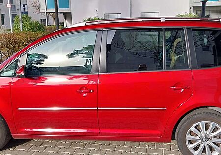 VW Touran Volkswagen 2.0 TDI DPF DSG