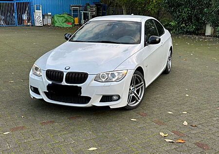 BMW 320d 320 Coupe Aut. M Sport Edition