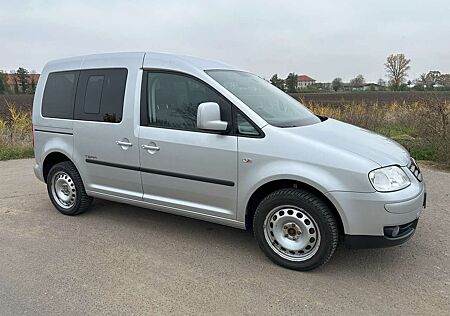 VW Caddy Volkswagen 2.0 TDI Life Style (7-Sitzer)