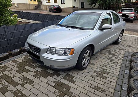 Volvo S60 2.4 Aut. Kinetic