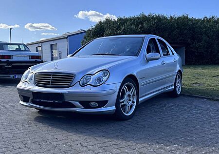Mercedes-Benz C 32 AMG