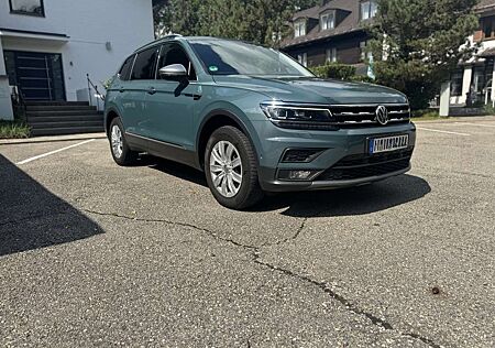 VW Tiguan Allspace Volkswagen Comfortline 4Motion