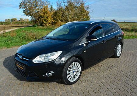 Ford Focus Turnier 1.6 EcoBosost Individual TitaniumX