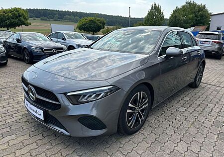 Mercedes-Benz A 180 d LEDER NAVI LED WIEDE MBUX