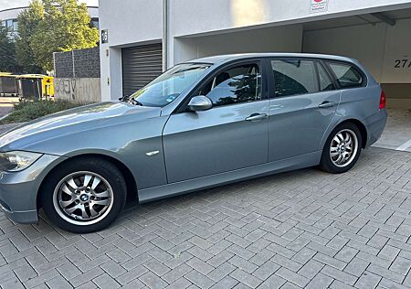 BMW 318i 318 TÜV Aug/2026 Anhängerkupplung