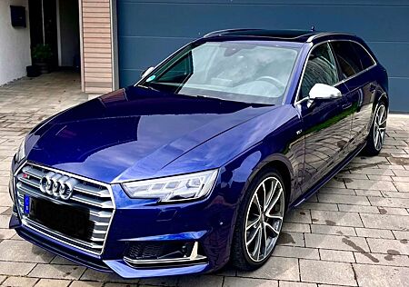 Audi S4 A4 Avant Avant 3.0 TFSI quattro tiptronic