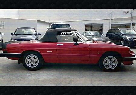 Alfa Romeo Spider 1.6