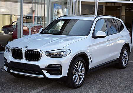 BMW X3 xDrive 30e/Head-Up/GlasDach/Memory/360"Kamera