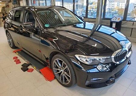 BMW 318 d/Aut/LiveCP+/Navi/LED/Temp/18Zoll/SportL/G21