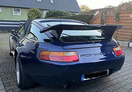 Porsche 928 S Strosek-Breitbau H-Kennz.