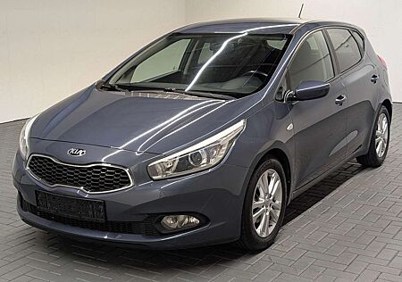 Kia Cee'd gebraucht kaufen Kia Cee'd Ceed / Ceed Klima/Radio-CD/SHZ/LRHZ/PDC/BT/16-LM