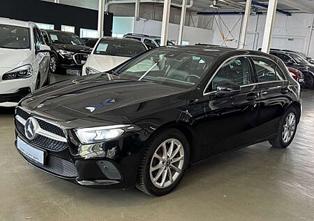Mercedes-Benz A 180 d PROGRESSIVE SPORTPAKET LED NAVI MBUX +