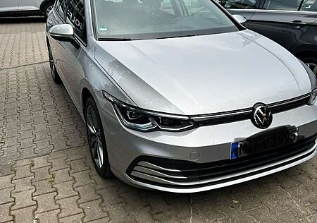 VW Golf Variant Volkswagen 1.5 eTSI OPF DSG Life