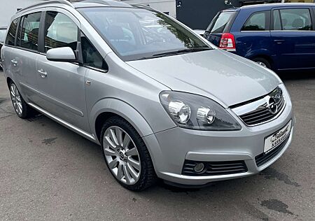 Opel Zafira 1.8 Cosmo NAVI AHK PANO KLIMA