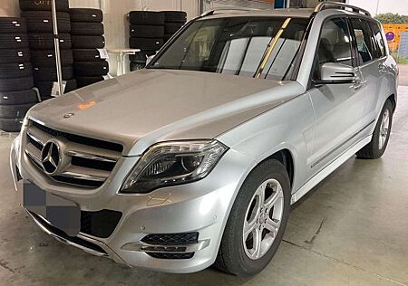 Mercedes-Benz GLK 220 4Matic Premium*1.Hand*Wenig Km*Bi-Xenon