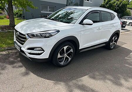 Hyundai Tucson Style 2WD