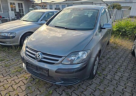 VW Golf Volkswagen Plus V Trendline