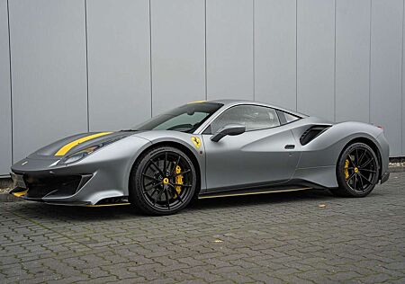 Ferrari 488 GTB 488 Pista *SPECIAL PAINT*1 owner*Lift*Carbon*