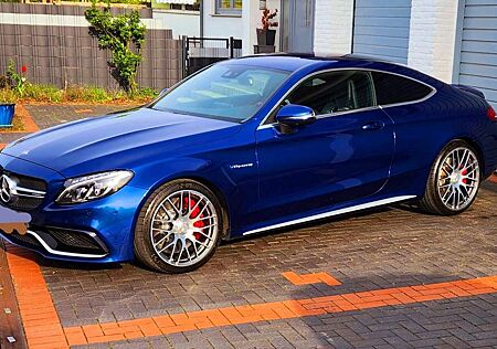 Mercedes-Benz C 63 AMG Coupe S Speedshift 7G-MCT