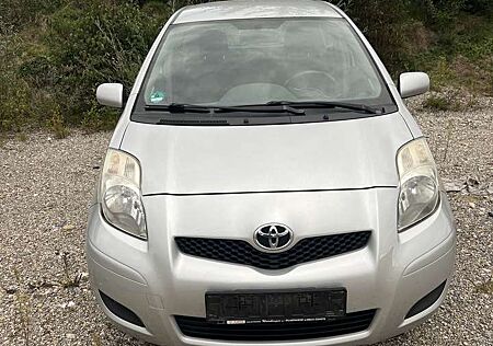Toyota Yaris 1.0 VVT-i